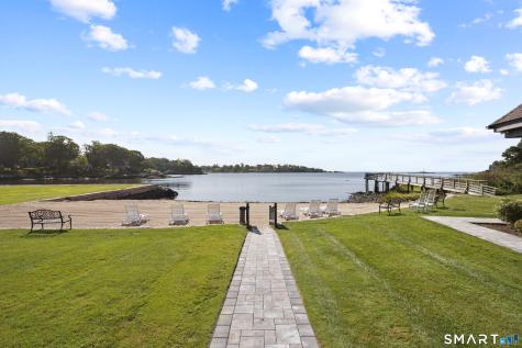 31 Harbour Village Branford CT 06405