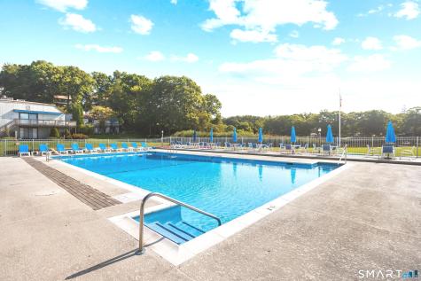 31 Harbour Village Branford CT 06405