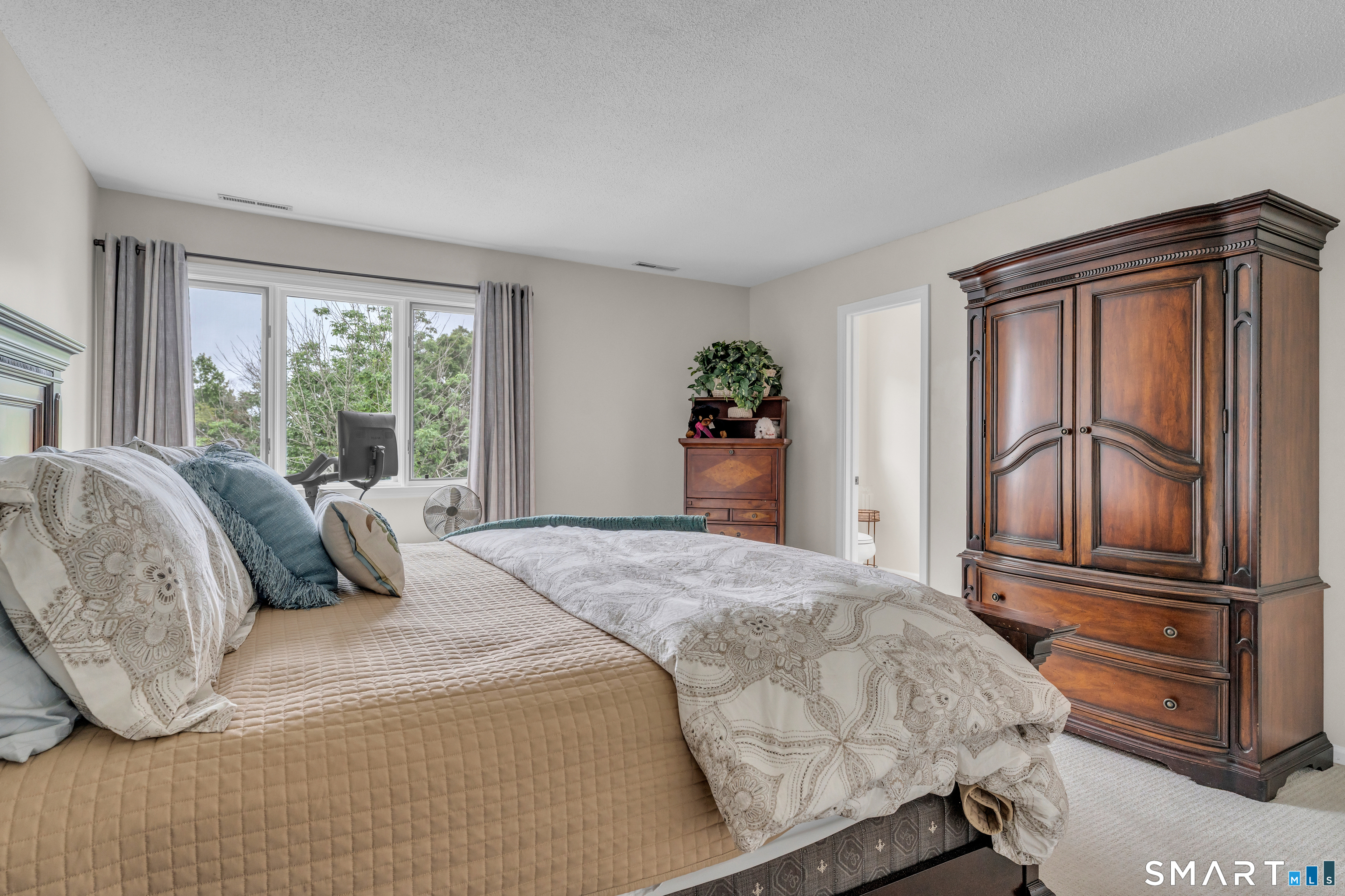 81 Legend Hill Road Madison CT 06443