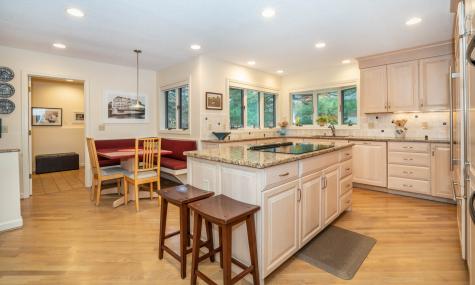 34 Cary Lane Bloomfield CT 06002