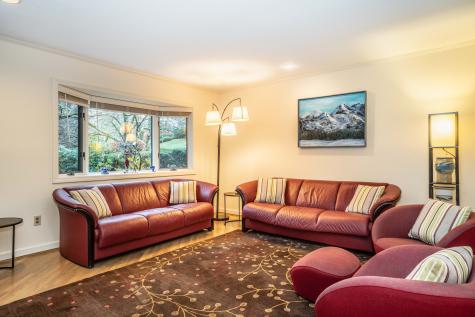 34 Cary Lane Bloomfield CT 06002