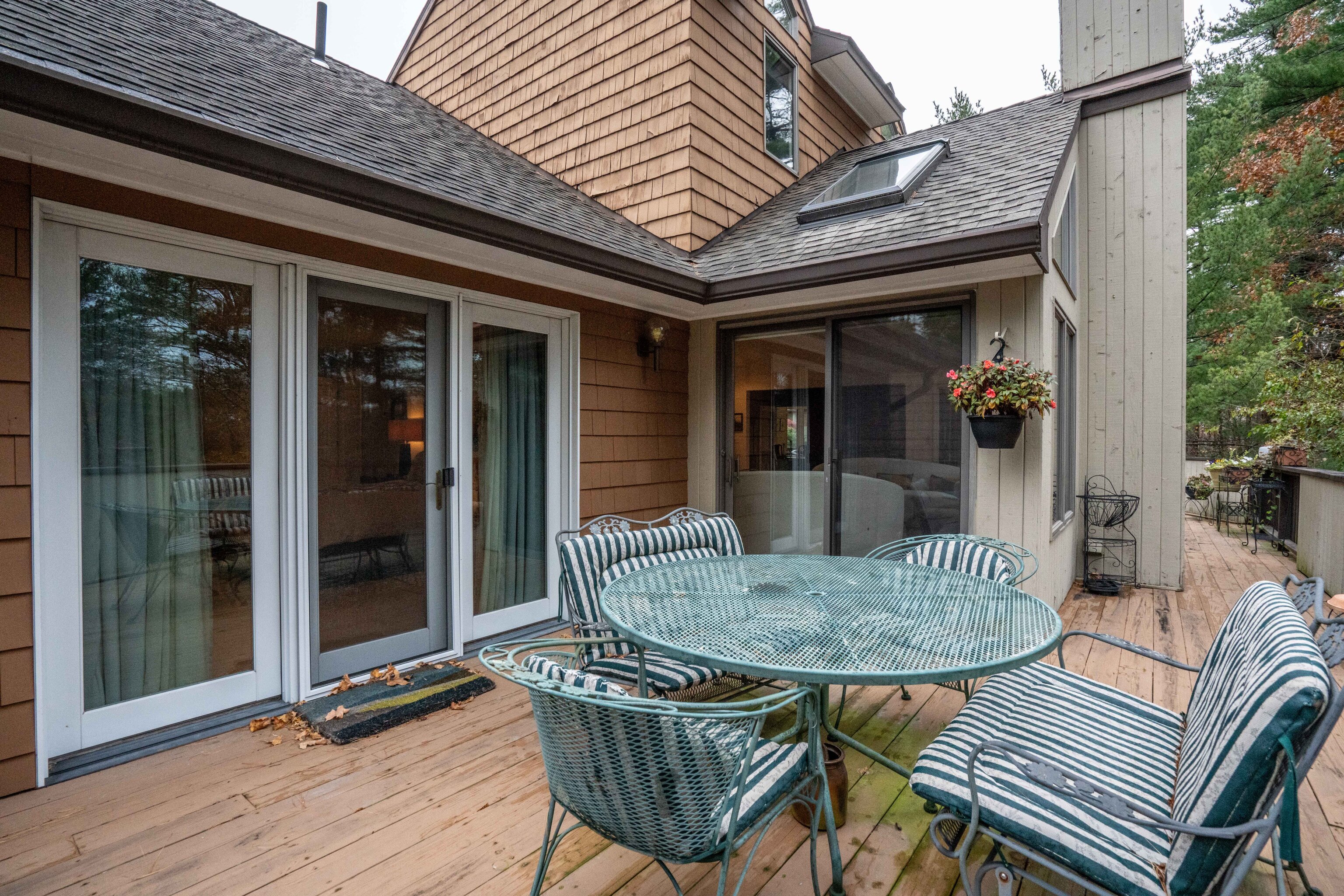 34 Cary Lane Bloomfield CT 06002