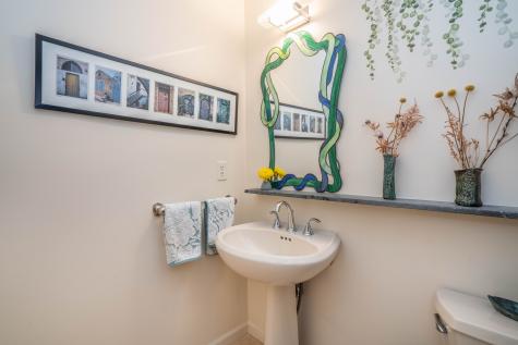 34 Cary Lane Bloomfield CT 06002