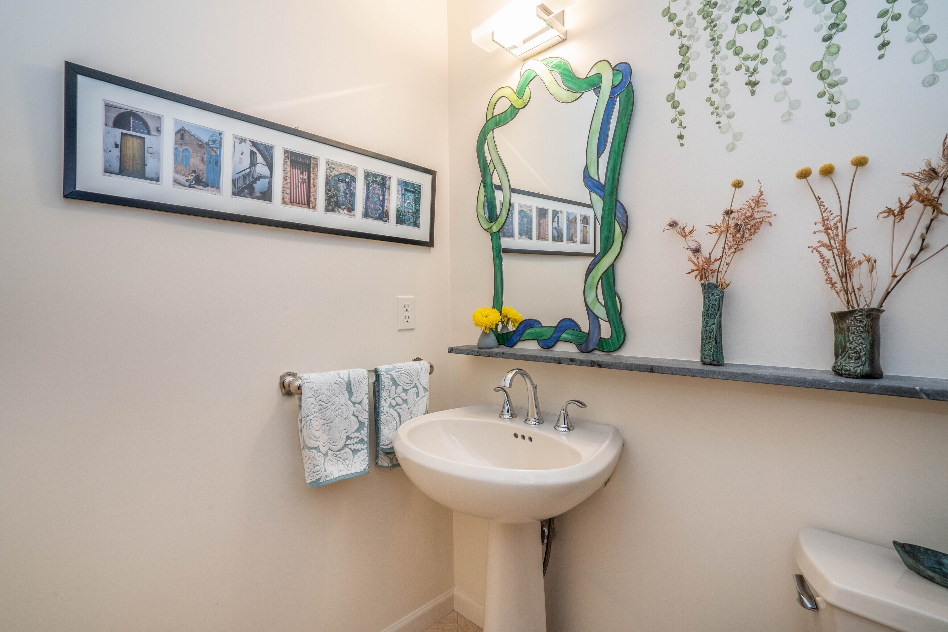 34 Cary Lane Bloomfield CT 06002