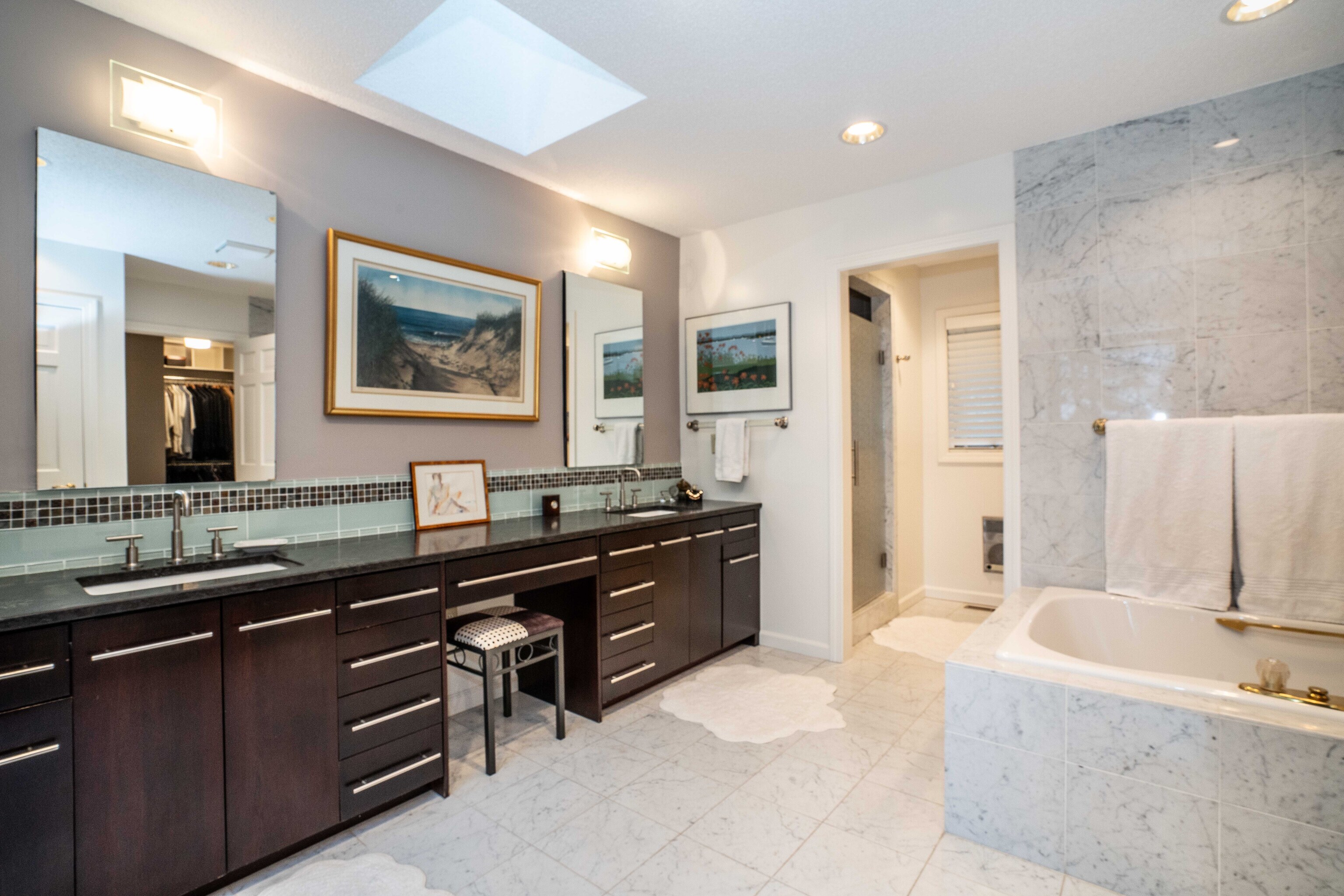 34 Cary Lane Bloomfield CT 06002