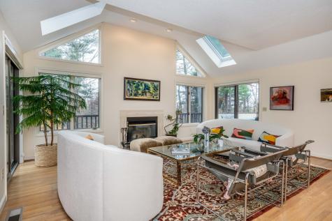 34 Cary Lane Bloomfield CT 06002