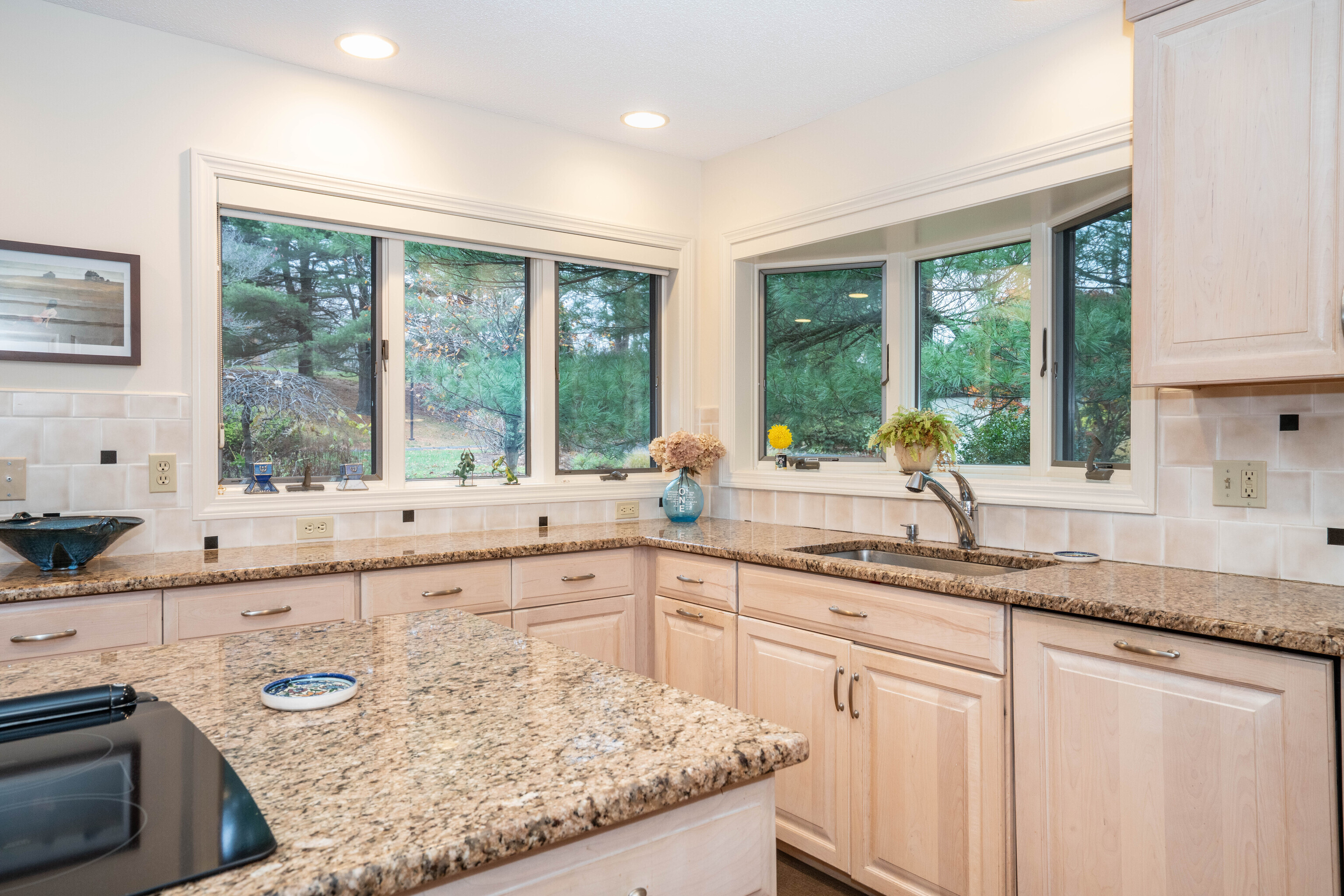 34 Cary Lane Bloomfield CT 06002