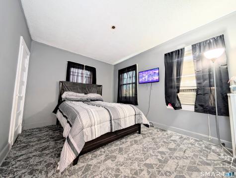 557 Wilmot Avenue Bridgeport CT 06607