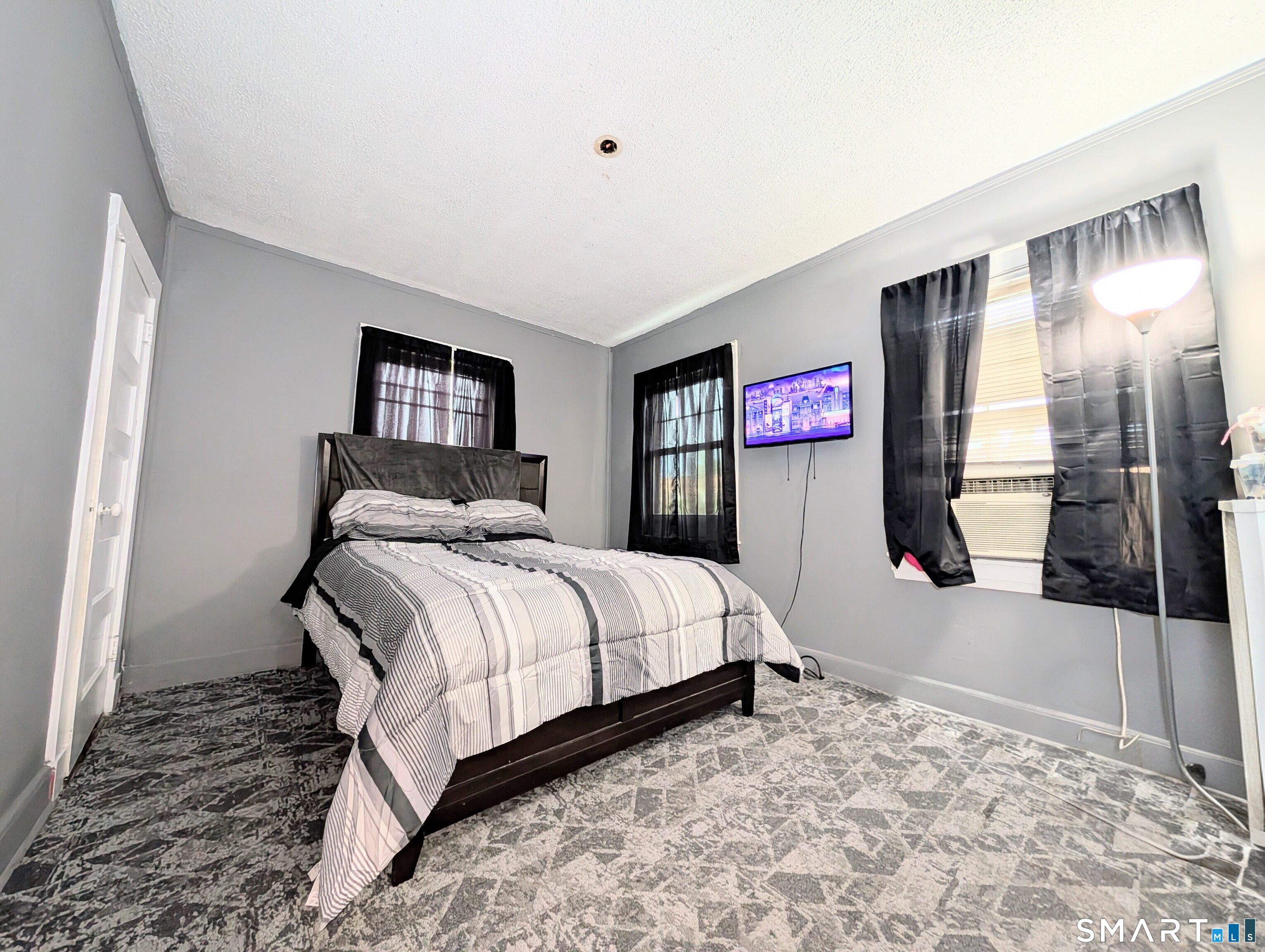 557 Wilmot Avenue Bridgeport CT 06607