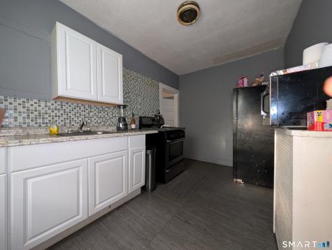 557 Wilmot Avenue Bridgeport CT 06607