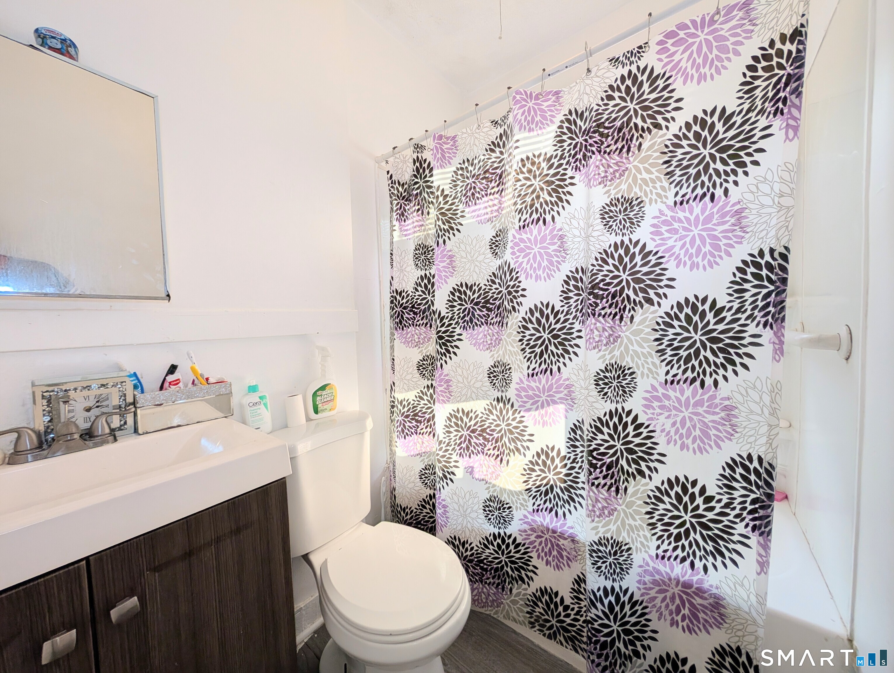 557 Wilmot Avenue Bridgeport CT 06607