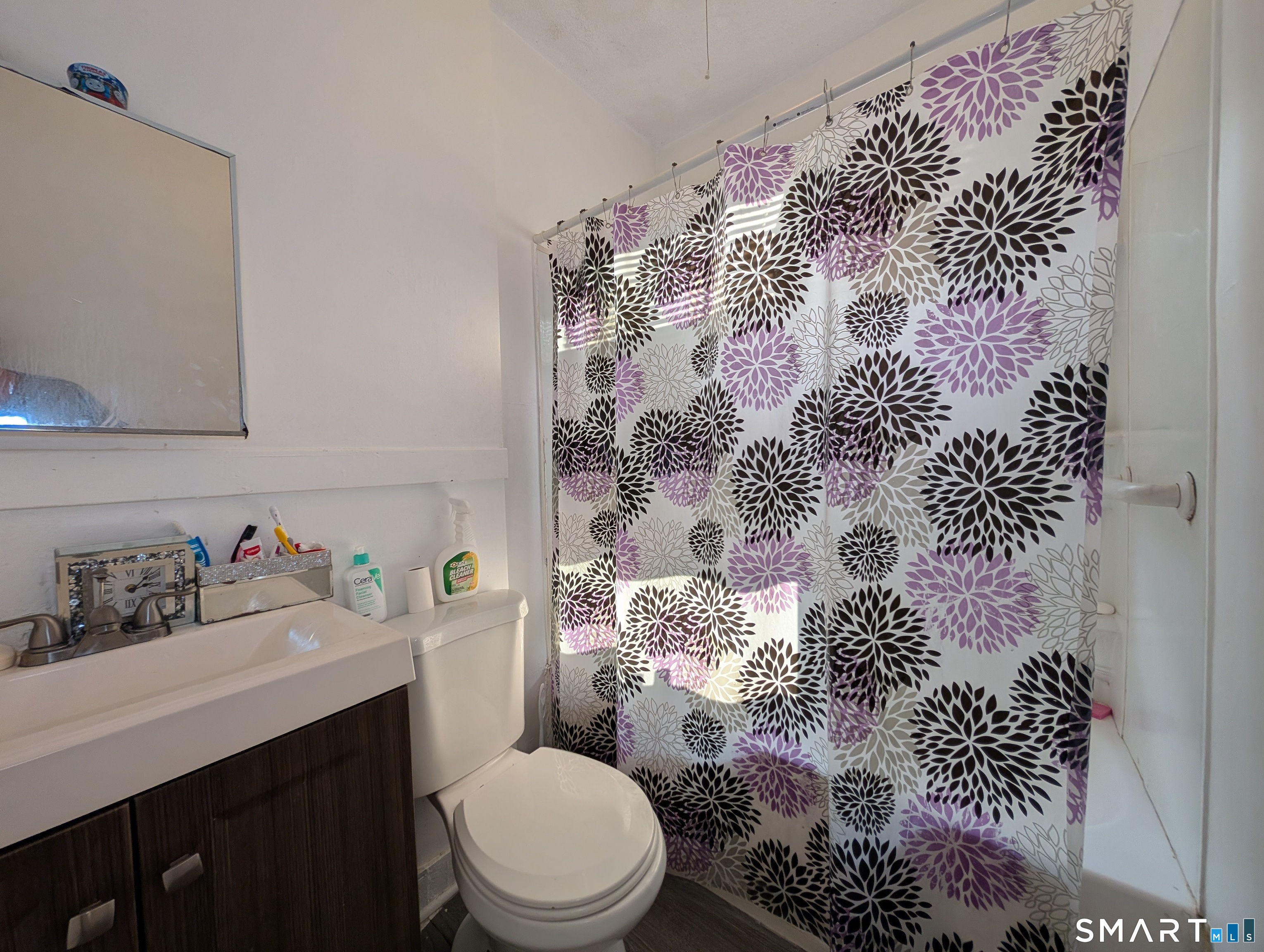 557 Wilmot Avenue Bridgeport CT 06607