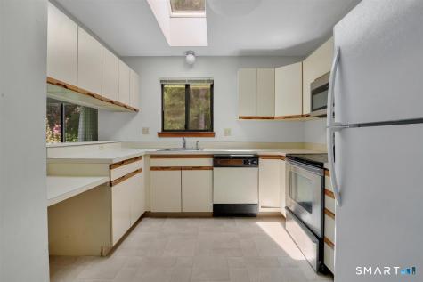 25 Locust Lane Farmington CT 06032