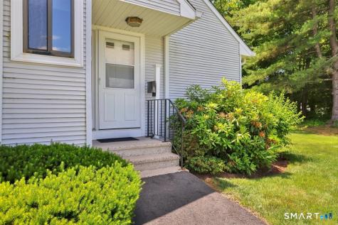 25 Locust Lane Farmington CT 06032