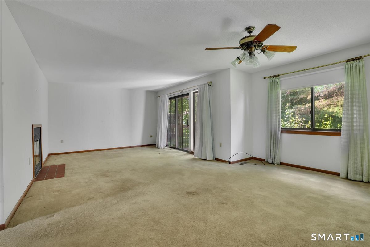25 Locust Lane Farmington CT 06032