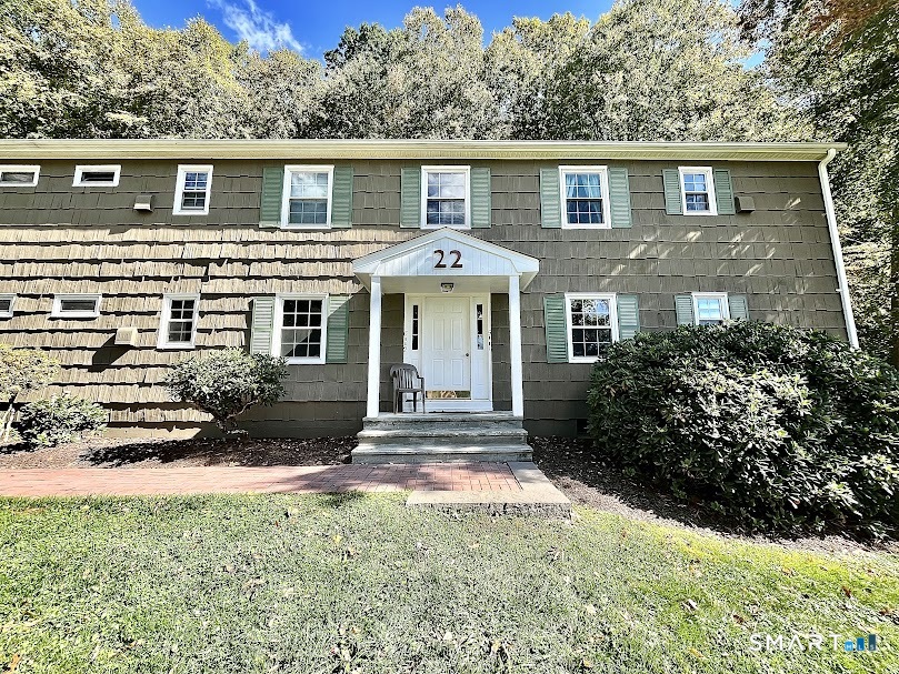 22 Pilgrim Trail Woodbury CT 06798