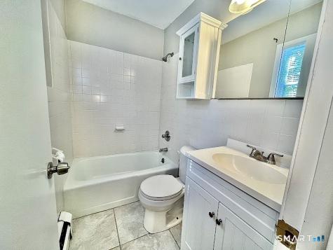 22 Pilgrim Trail Woodbury CT 06798