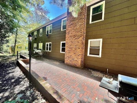 22 Pilgrim Trail Woodbury CT 06798