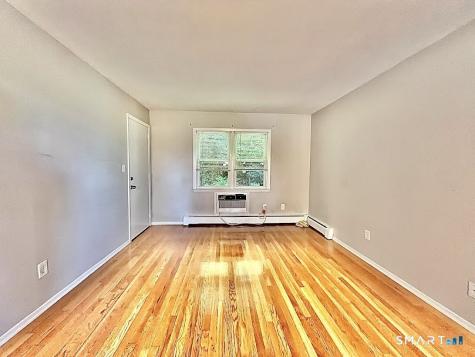 22 Pilgrim Trail Woodbury CT 06798