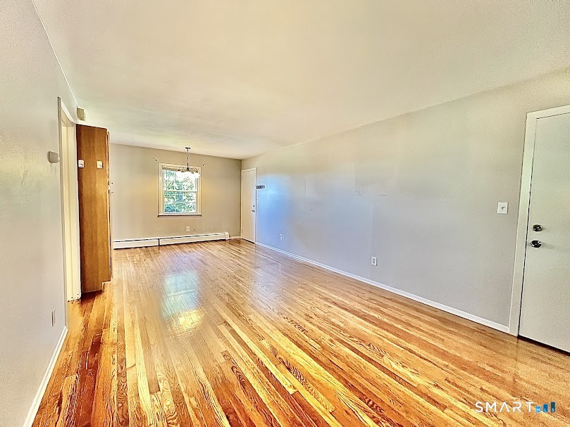 22 Pilgrim Trail Woodbury CT 06798