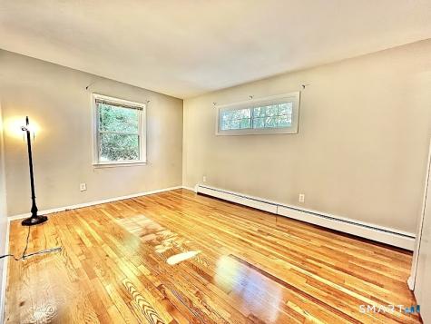 22 Pilgrim Trail Woodbury CT 06798