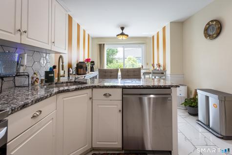 3 Centerbrook Court Avon CT 06001