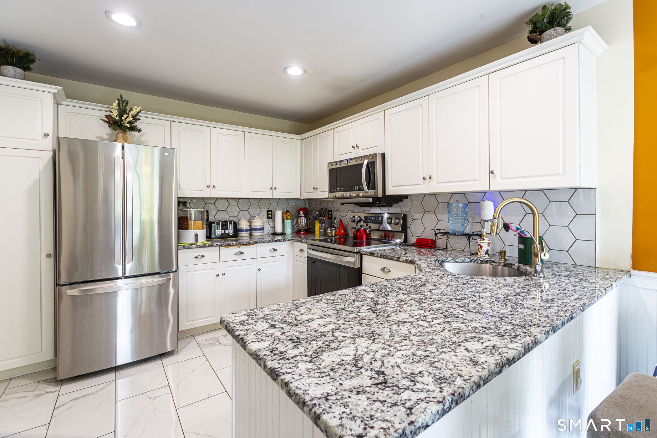 3 Centerbrook Court Avon CT 06001