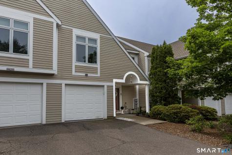 3 Centerbrook Court Avon CT 06001