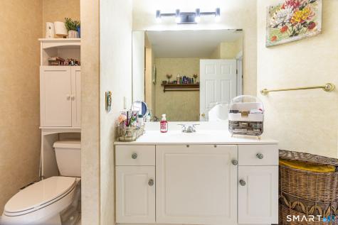 3 Centerbrook Court Avon CT 06001
