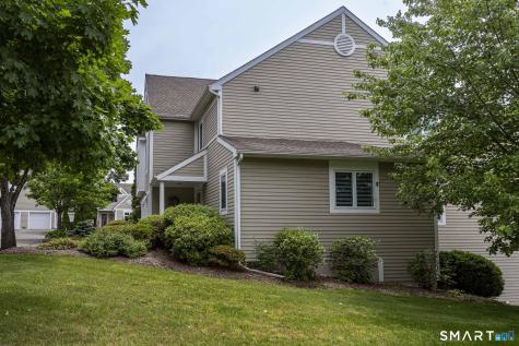 3 Centerbrook Court Avon CT 06001