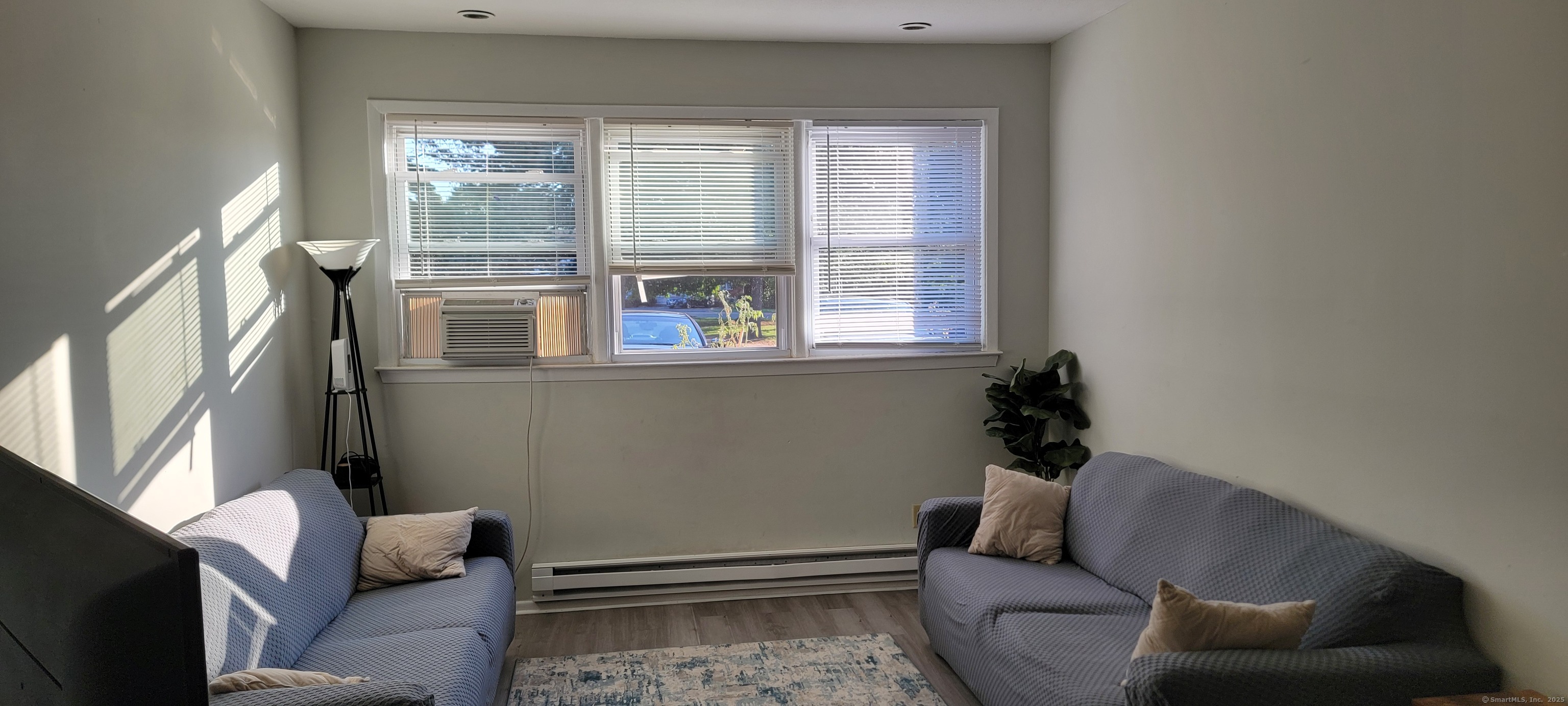 15 Donna Drive New Haven CT 06513