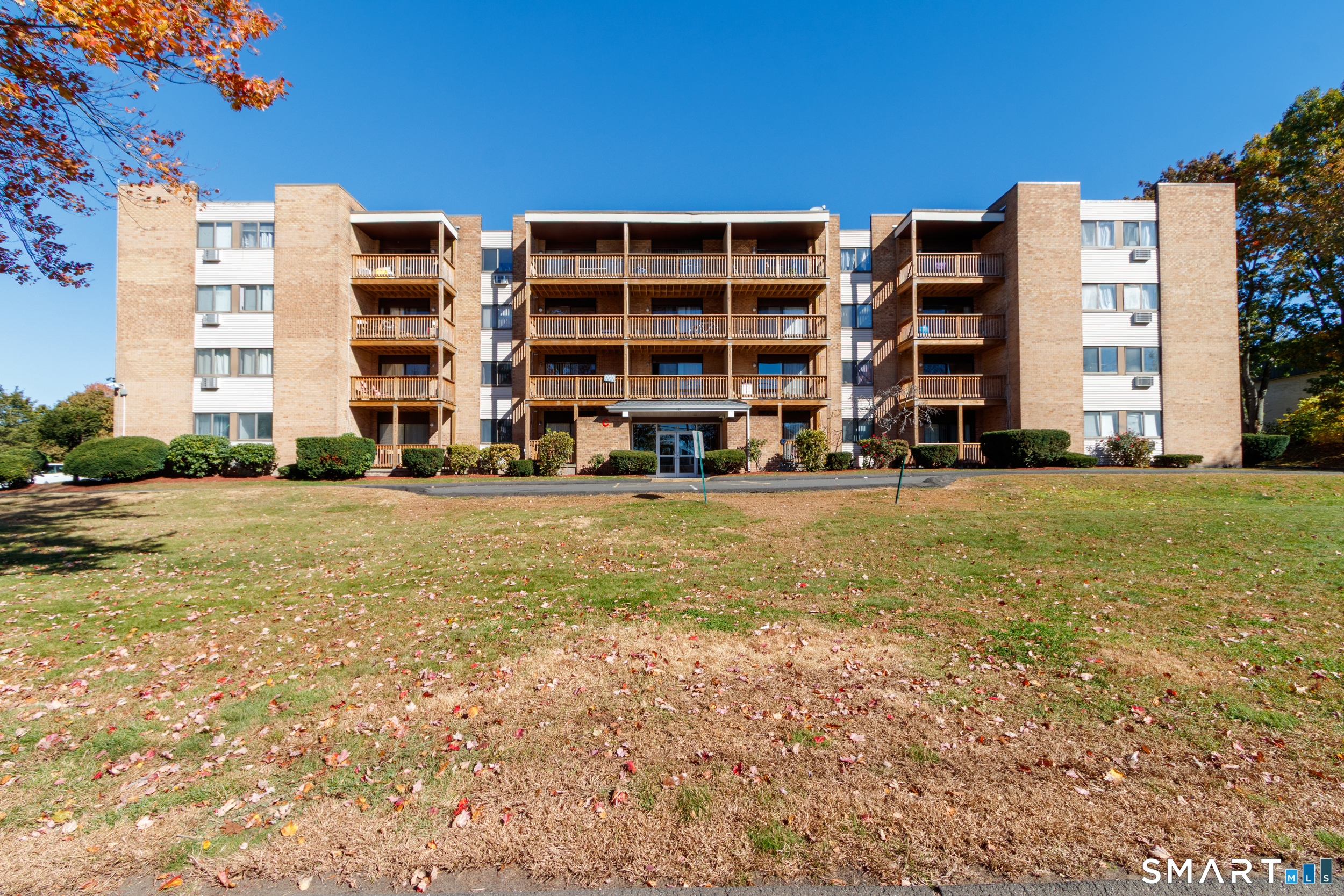 153 Bull Hill Lane West Haven CT 06516