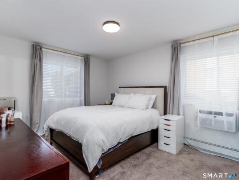 153 Bull Hill Lane West Haven CT 06516