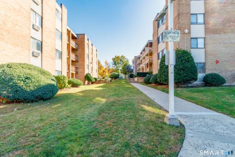 153 Bull Hill Lane West Haven CT 06516