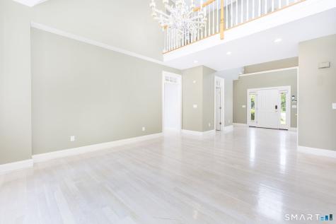 6 Wyeth Drive Bloomfield CT 06002