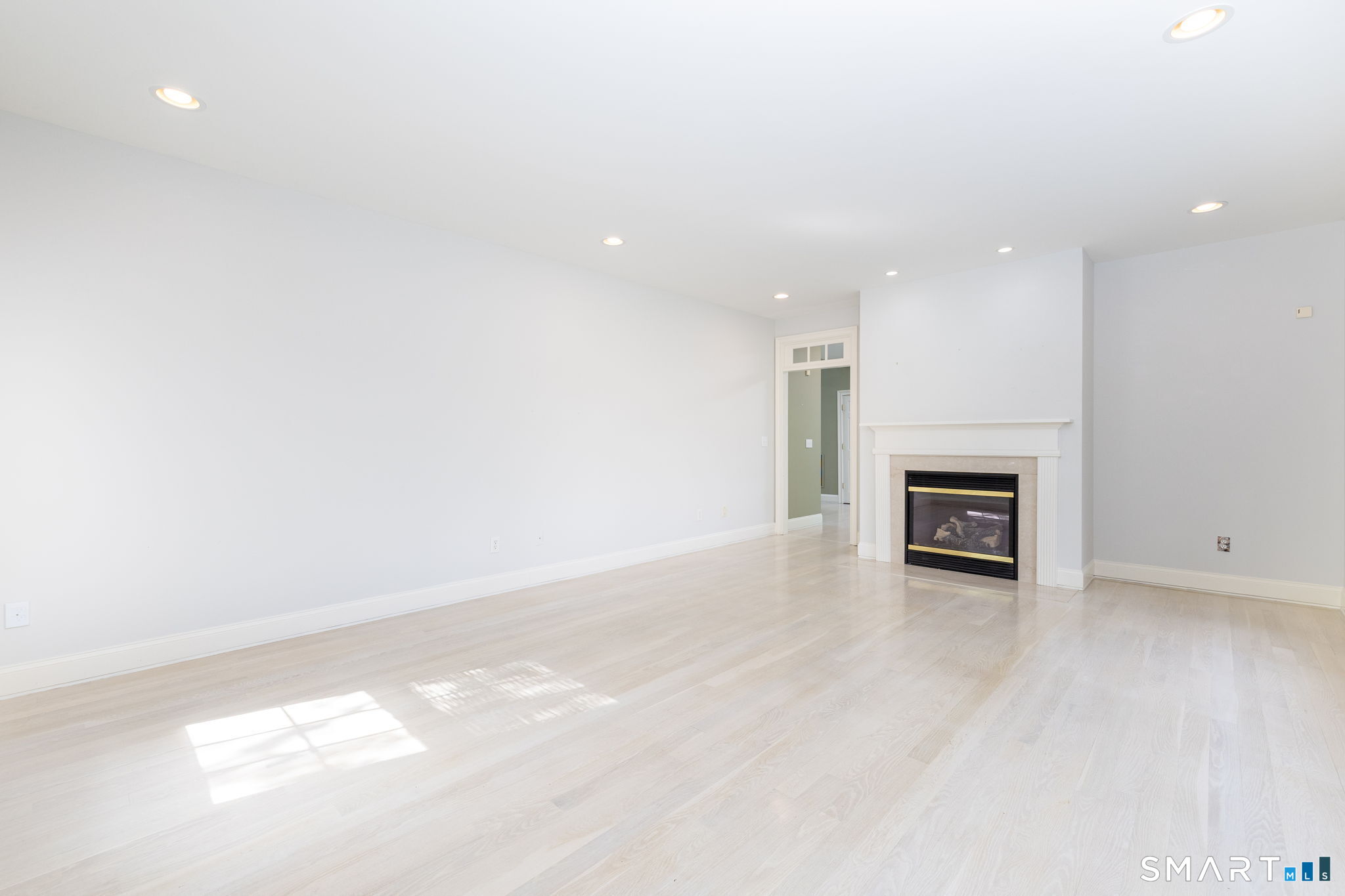 6 Wyeth Drive Bloomfield CT 06002