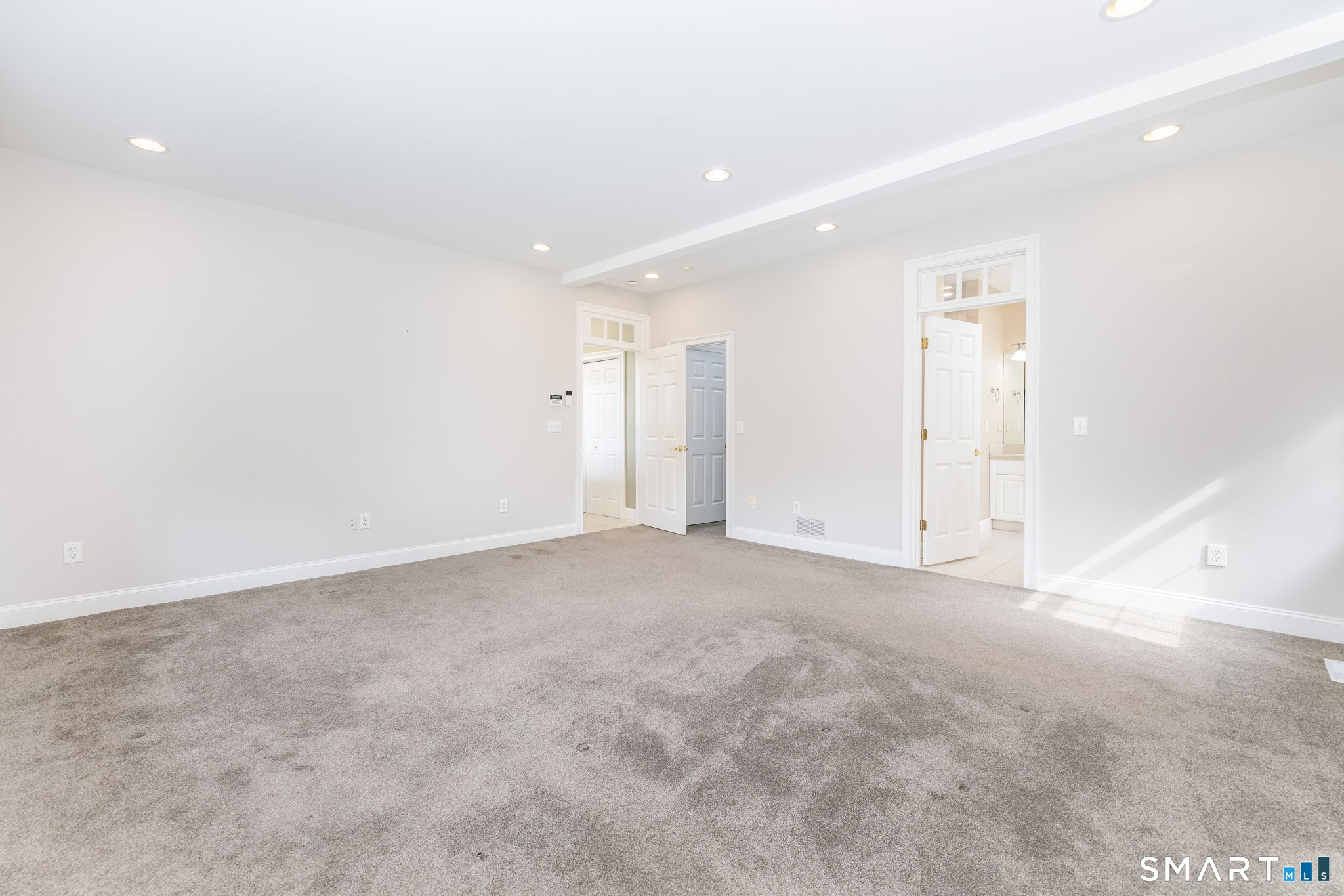6 Wyeth Drive Bloomfield CT 06002