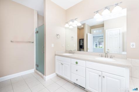 6 Wyeth Drive Bloomfield CT 06002