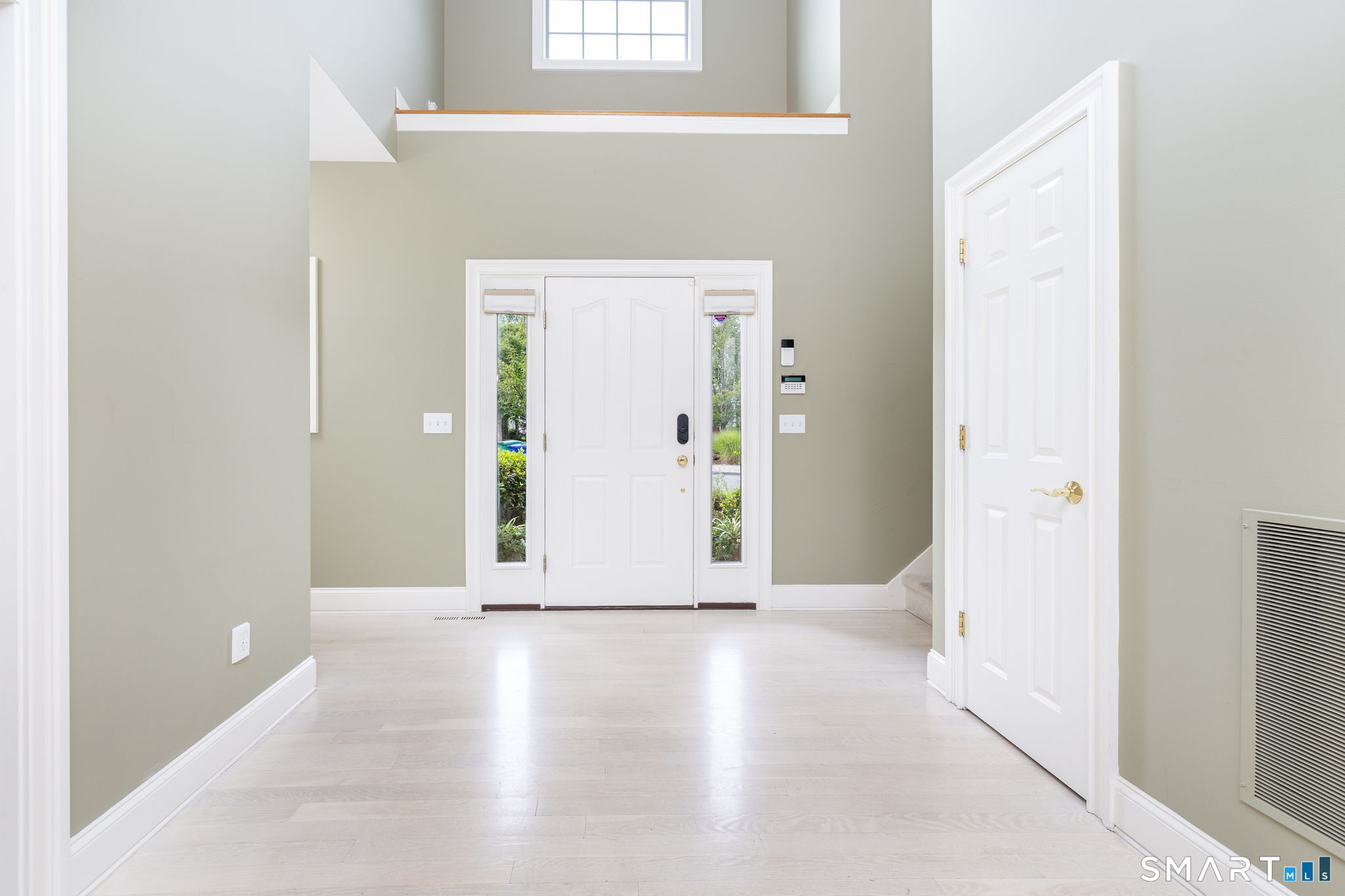 6 Wyeth Drive Bloomfield CT 06002