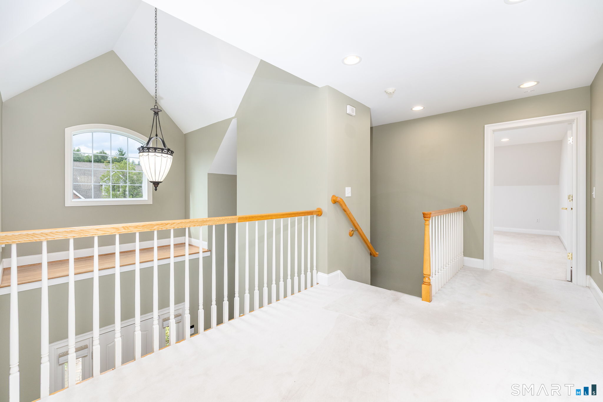 6 Wyeth Drive Bloomfield CT 06002