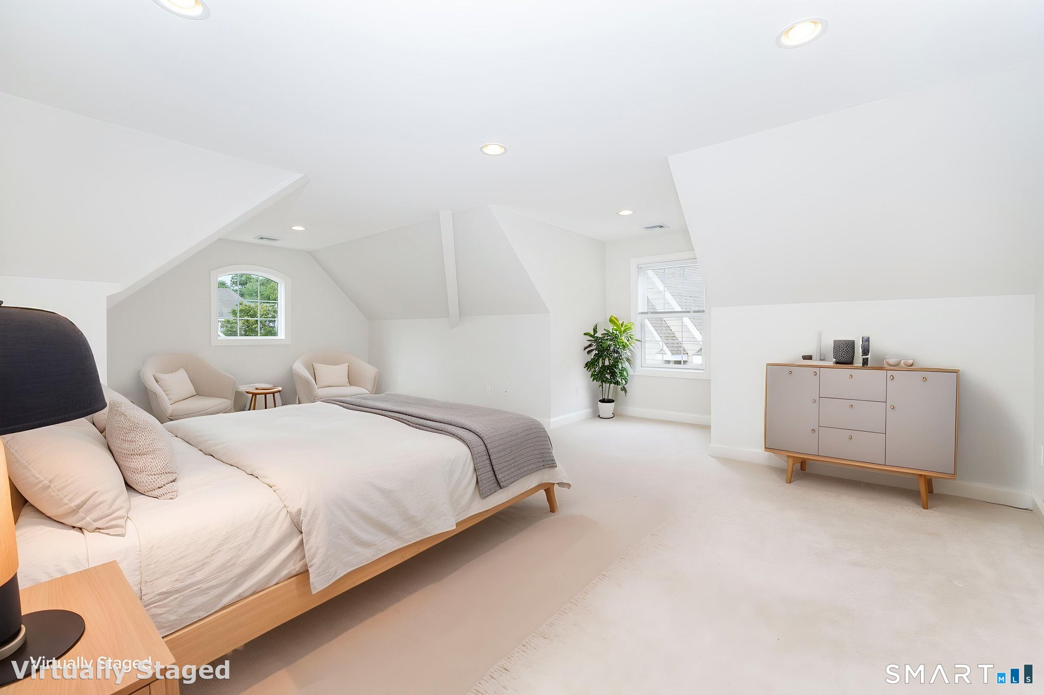 6 Wyeth Drive Bloomfield CT 06002