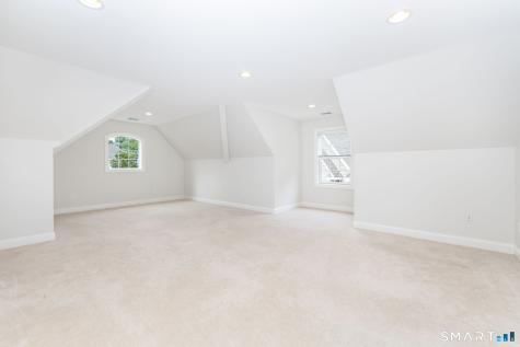 6 Wyeth Drive Bloomfield CT 06002