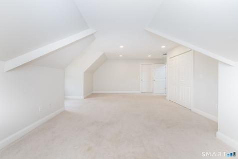 6 Wyeth Drive Bloomfield CT 06002