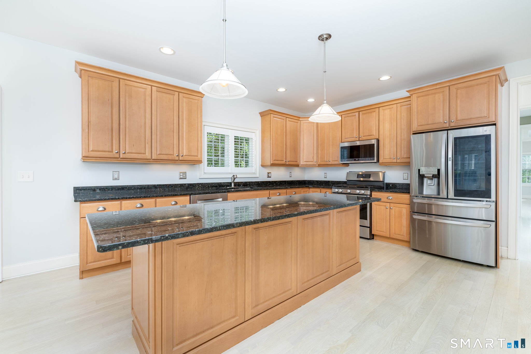 6 Wyeth Drive Bloomfield CT 06002