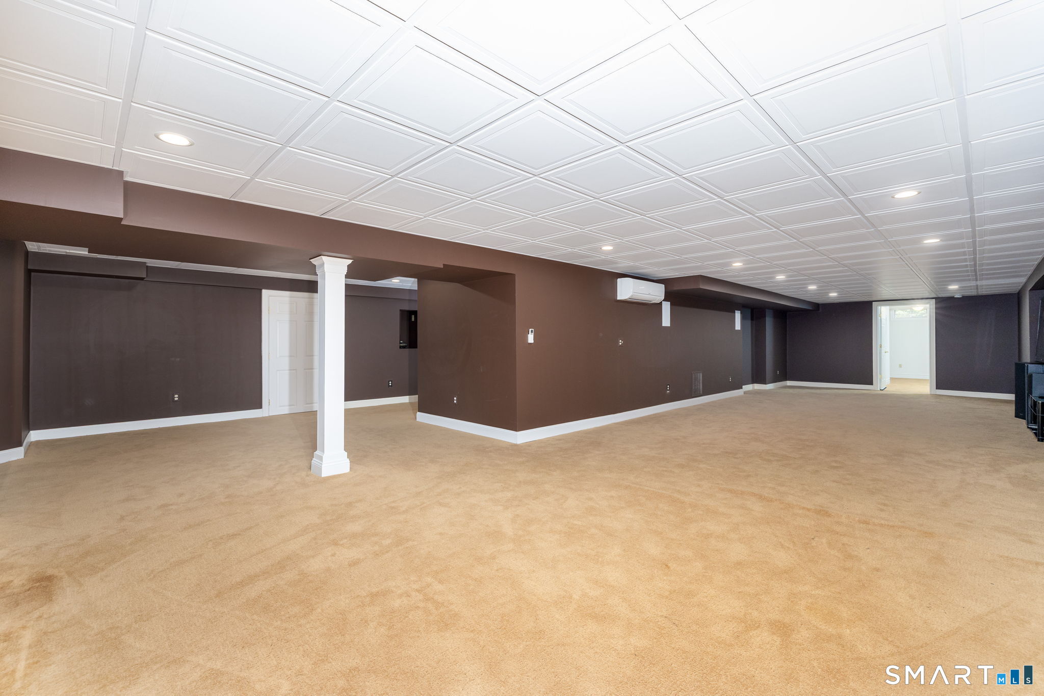 6 Wyeth Drive Bloomfield CT 06002
