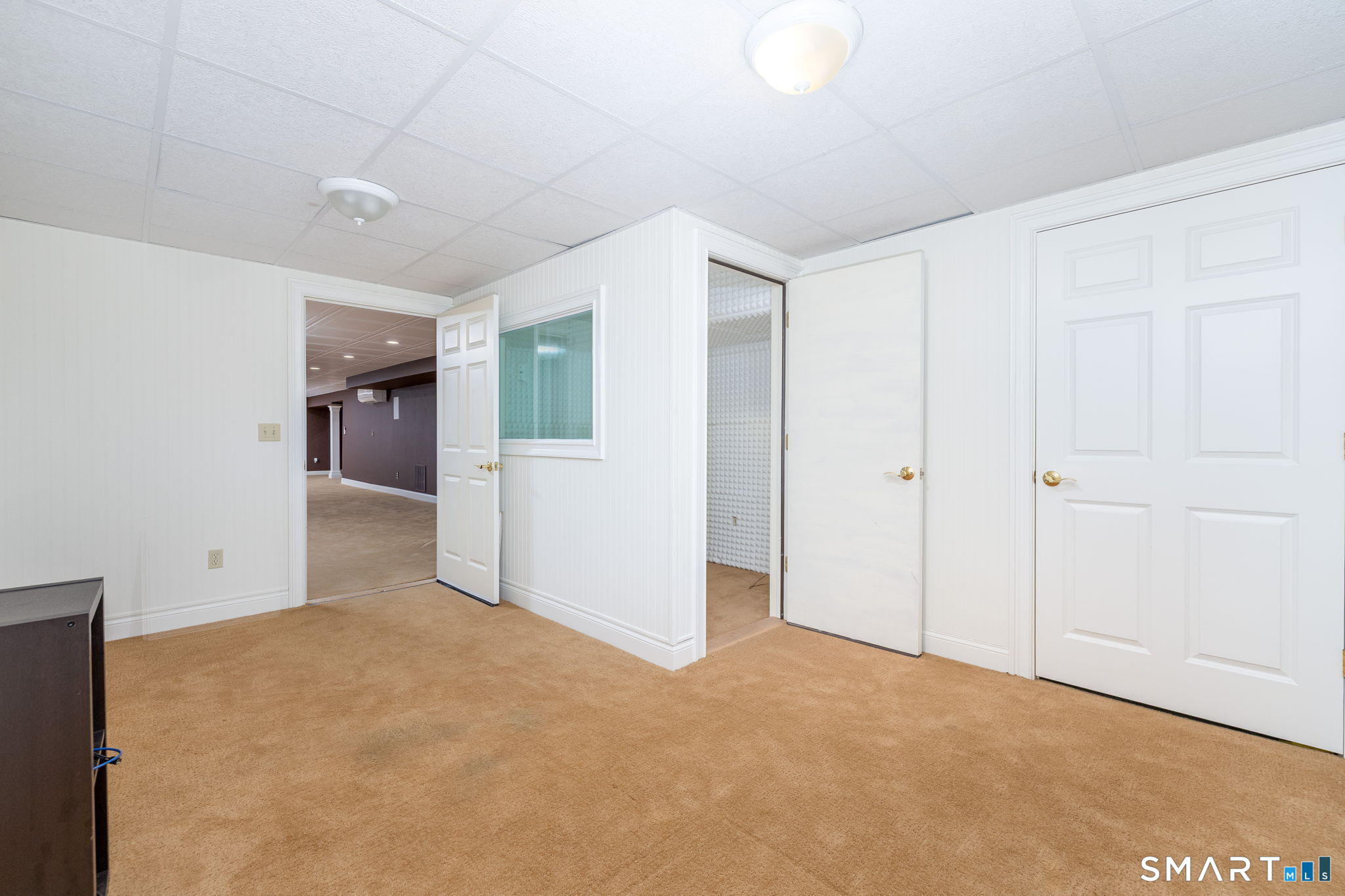 6 Wyeth Drive Bloomfield CT 06002