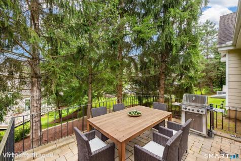 6 Wyeth Drive Bloomfield CT 06002