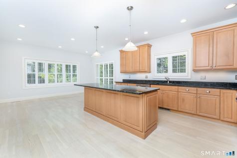 6 Wyeth Drive Bloomfield CT 06002