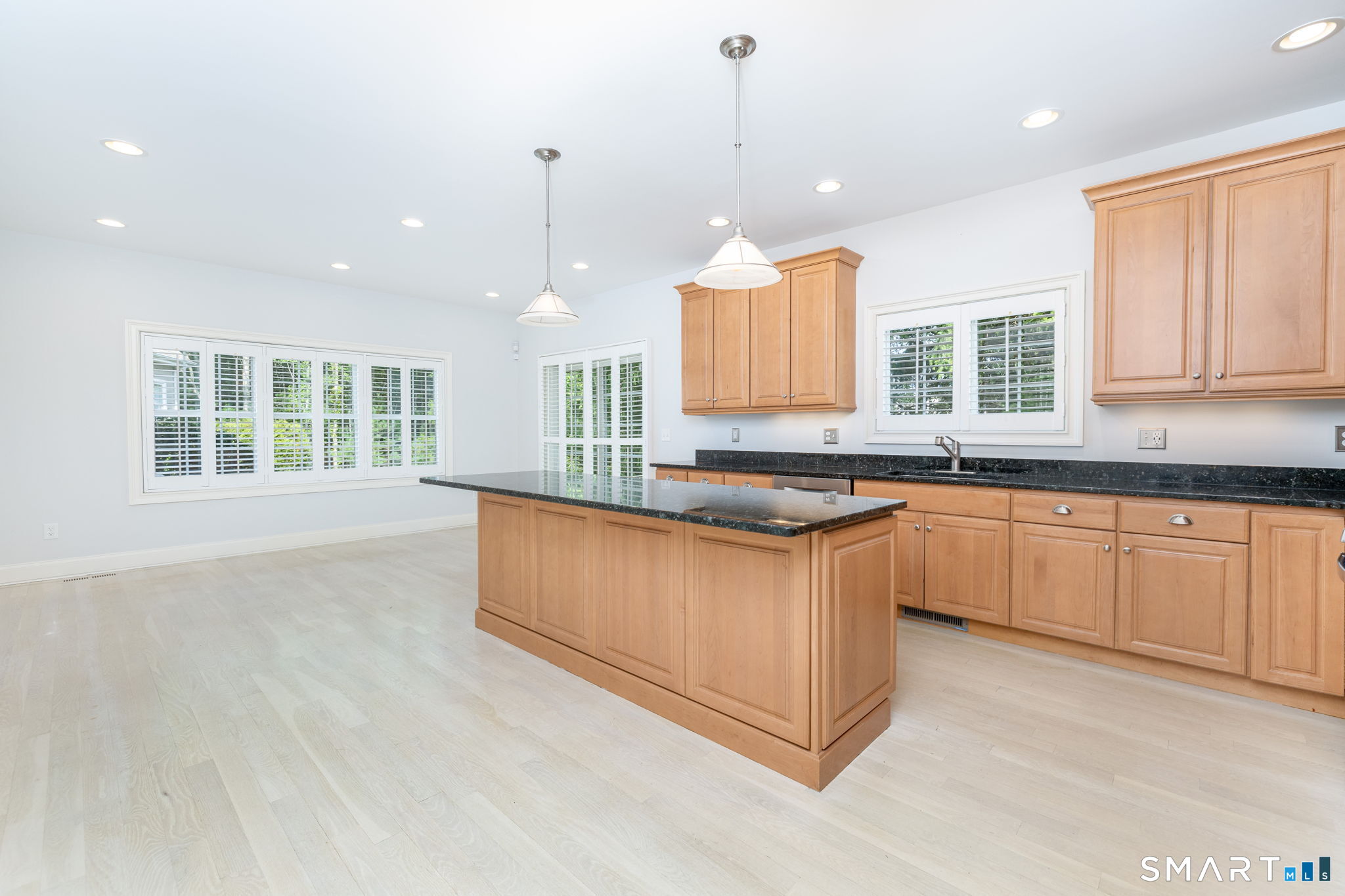 6 Wyeth Drive Bloomfield CT 06002
