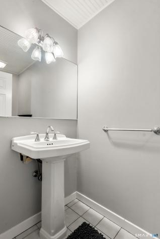 175 South End Road East Haven CT 06512